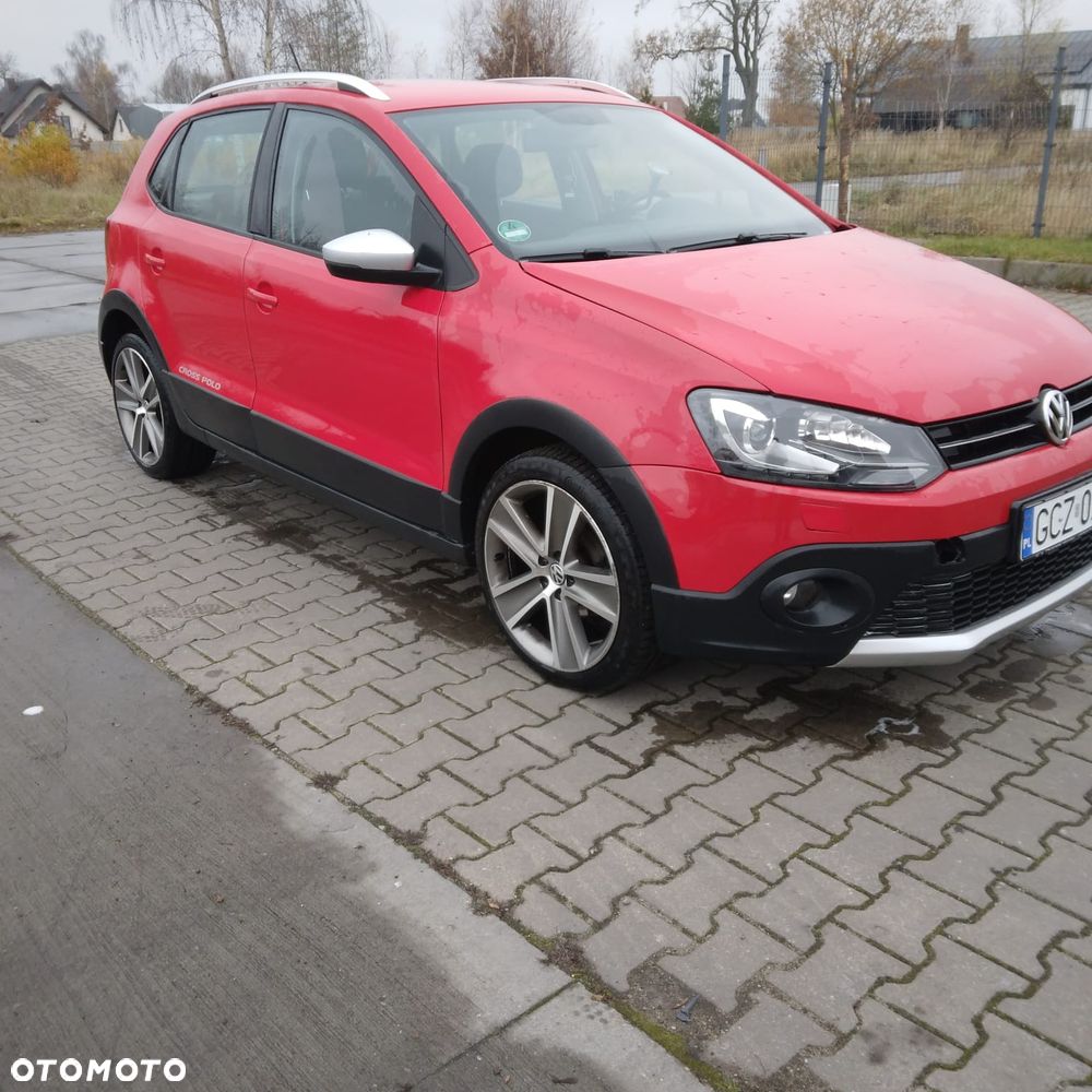 Volkswagen Polo 1.6 TDI DSG Comfortline - 5