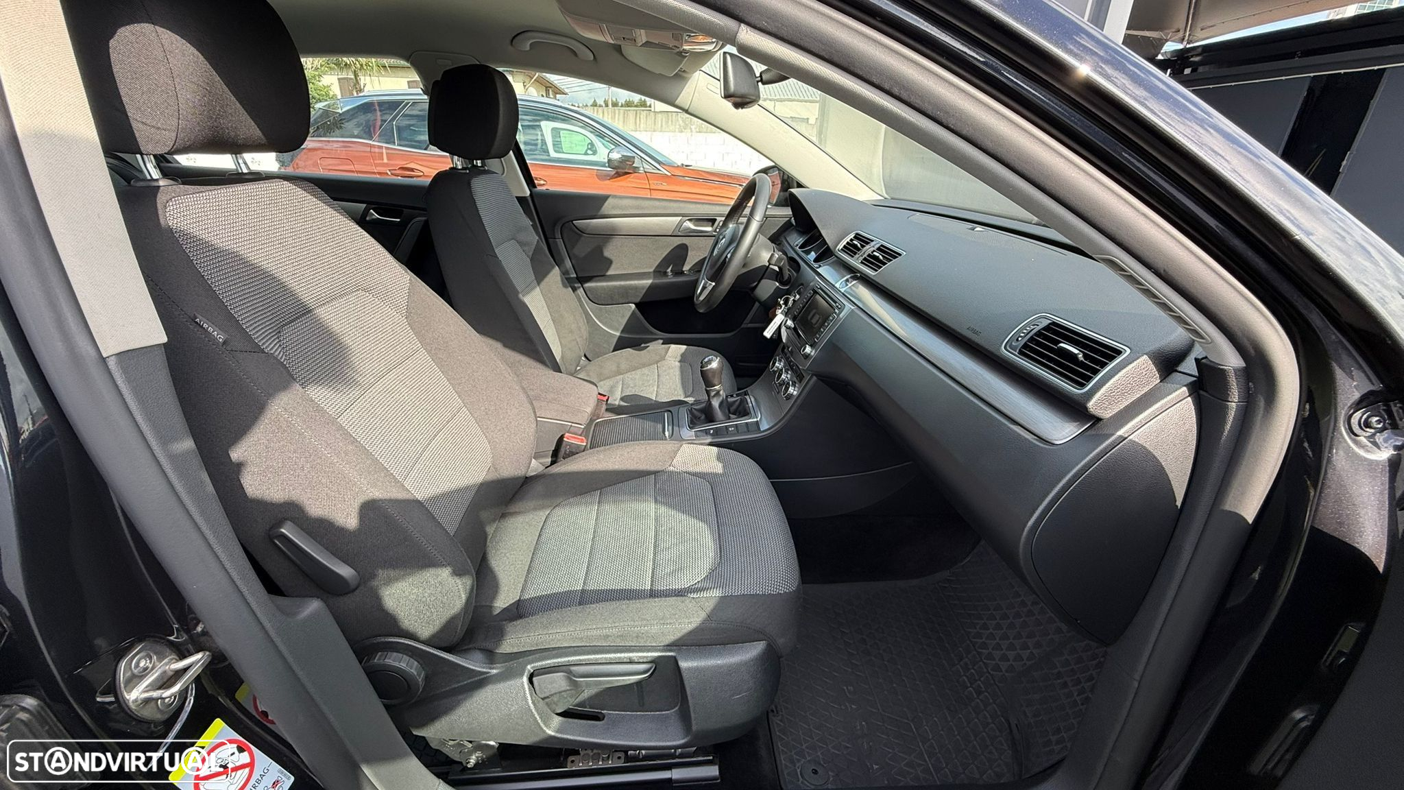 VW Passat 2.0 TDI Highline - 17