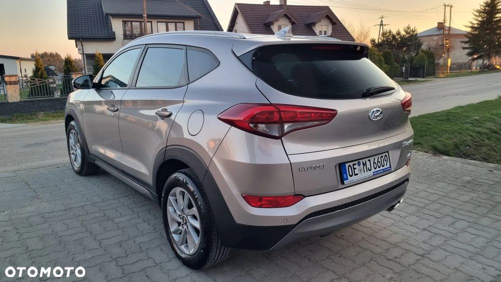 Hyundai Tucson 2.0 CRDi 4WD Automatik Passion Plus - 38