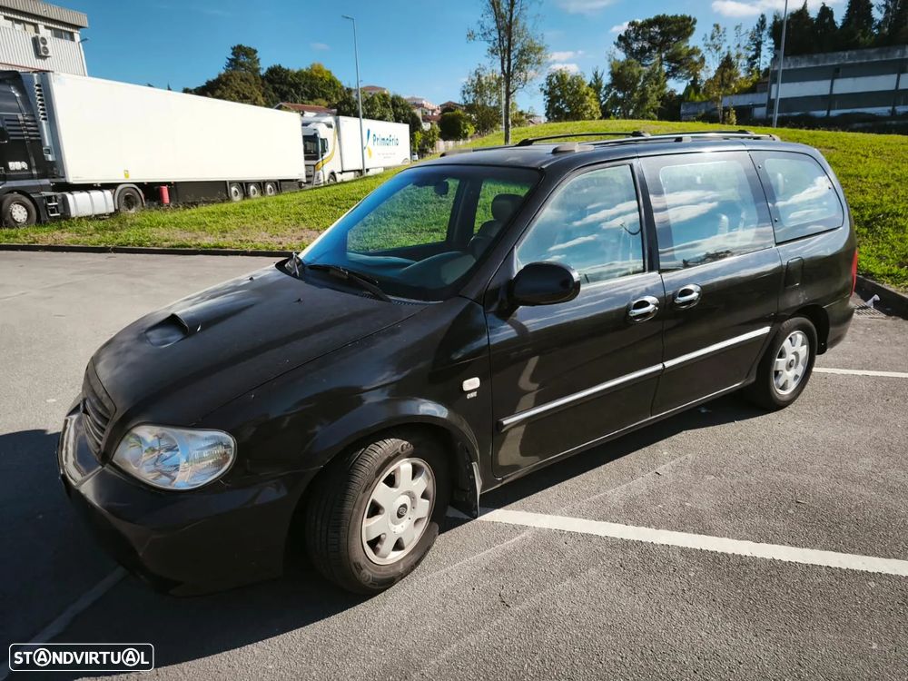 Kia Carnival 2.9 CRDi EX Confort - 1