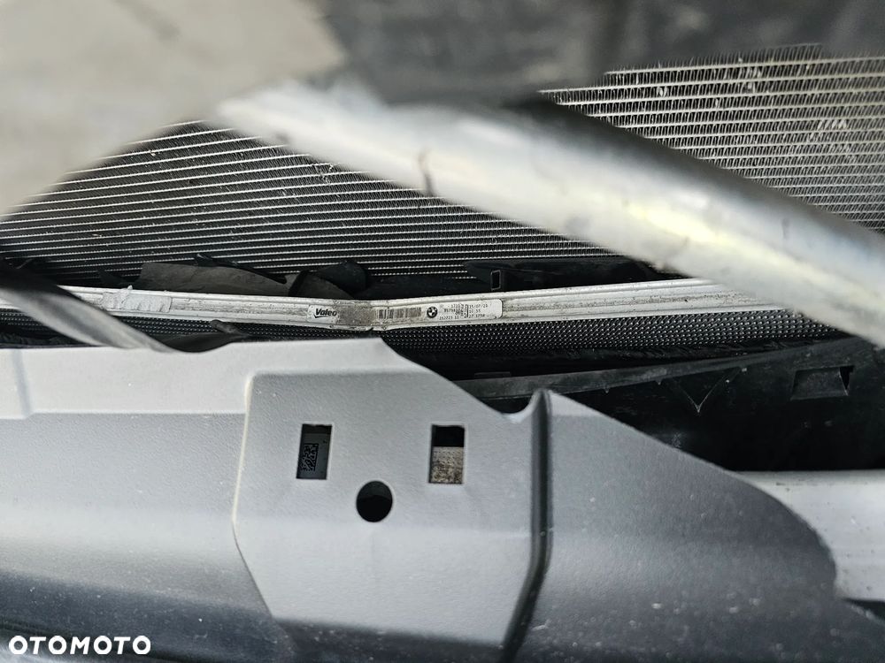 BMW Seria 3 320d xDrive Edition M Sport Shadow - 38