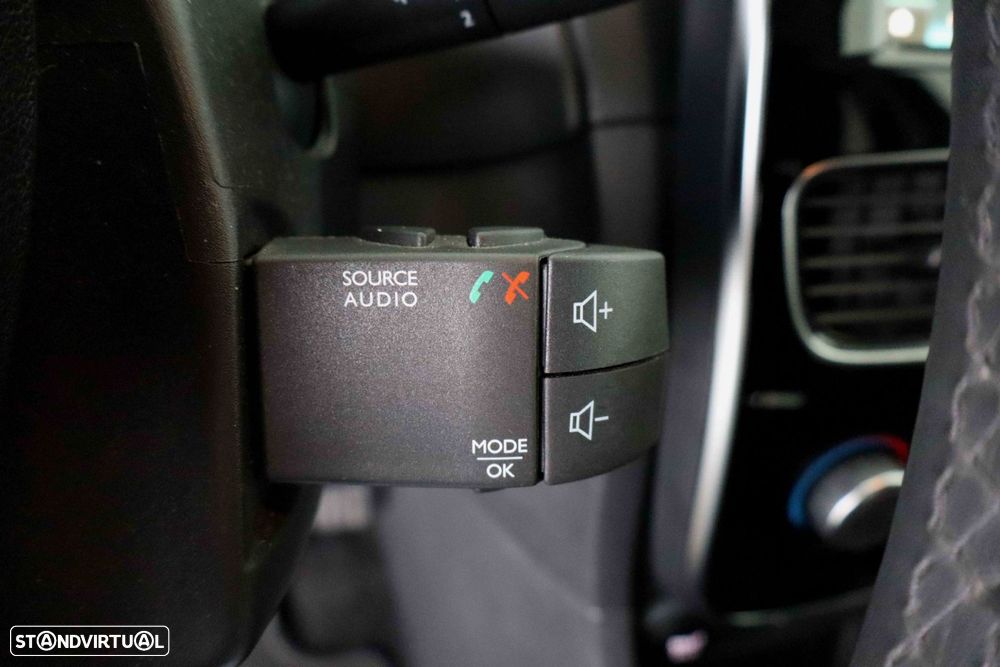 Renault Clio Sport Tourer 0.9 TCe Limited - 19