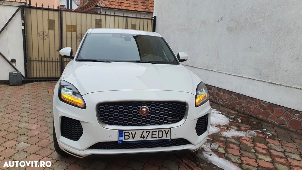 Jaguar E-Pace P250 AWD R-Dynamic S - 2