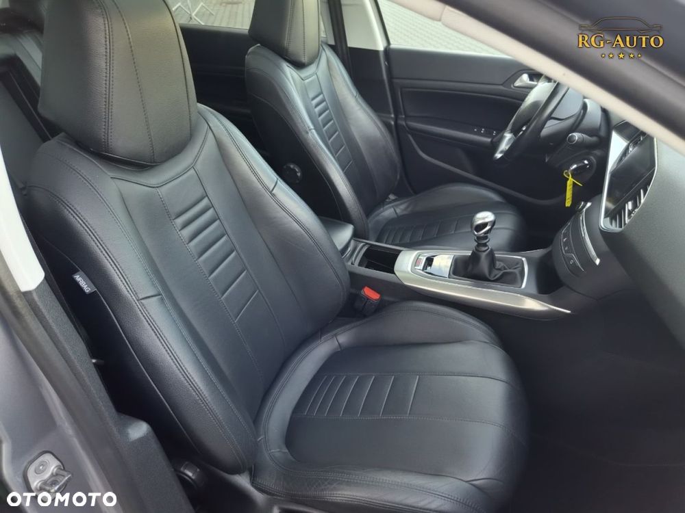 Peugeot 308 - 31