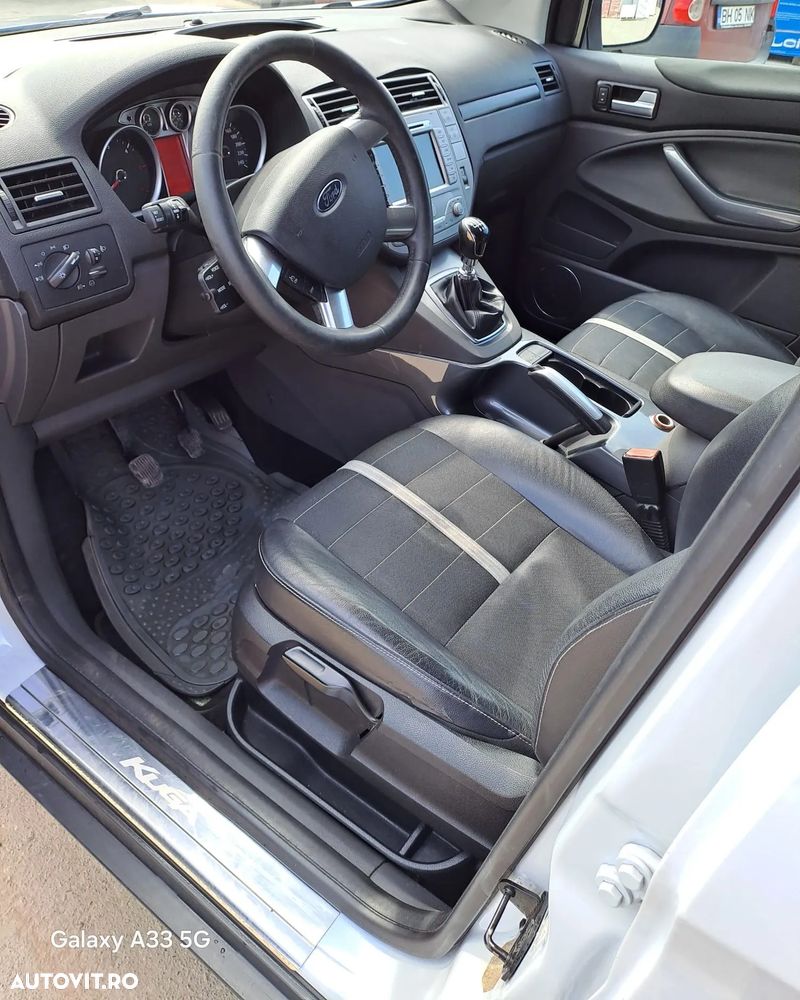 Ford Kuga 2.0 TDCi 4WD Titanium - 12