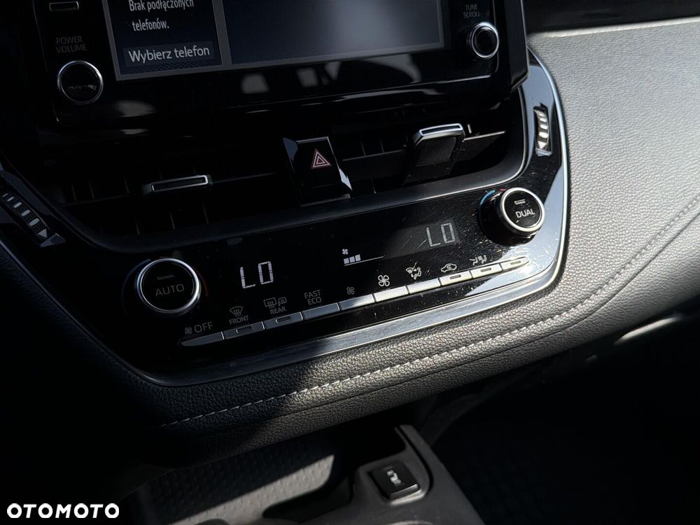 Toyota Corolla 1.8 Hybrid Comfort - 17