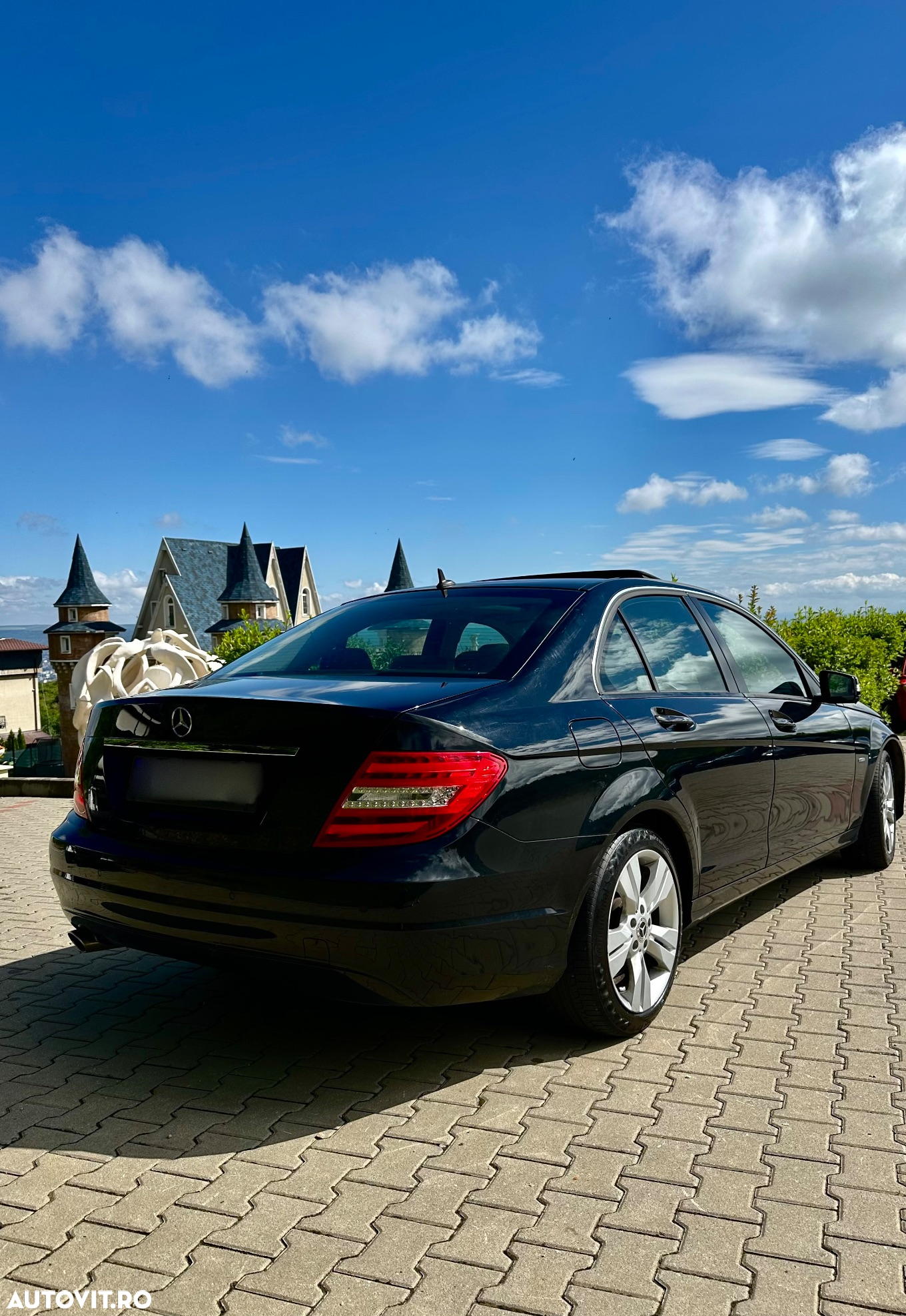 Mercedes-Benz C - 4