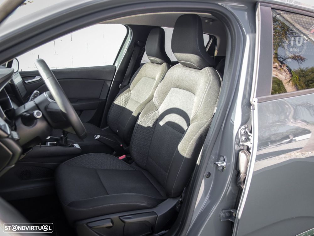 Renault Clio 1.5 Blue dCi Intens - 17