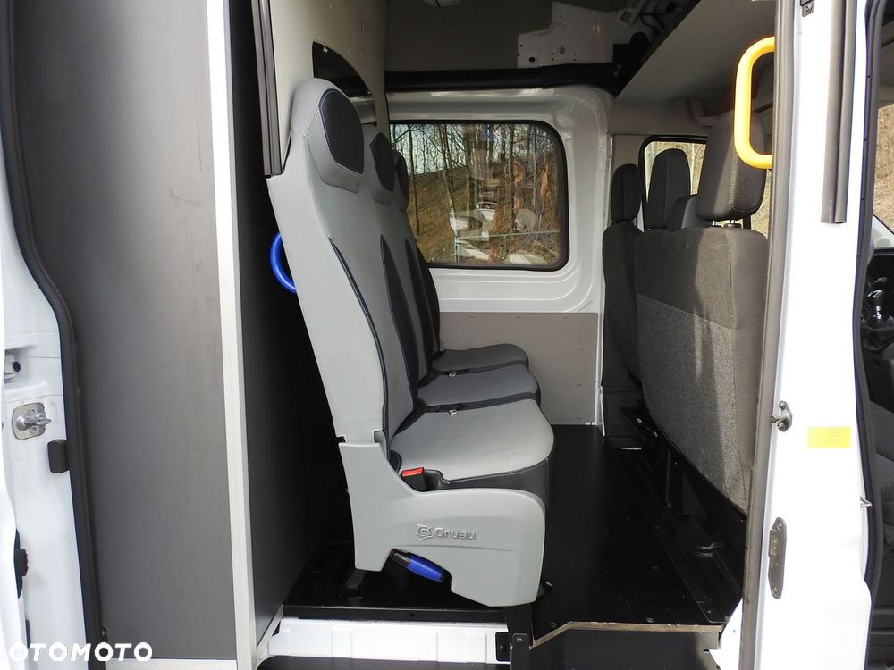 Ford TRANSIT  FURGON BRYGADÓWKA  6 MIEJSC TEMPOMAT LEDY KLIMATYZACJA  180KM - 37