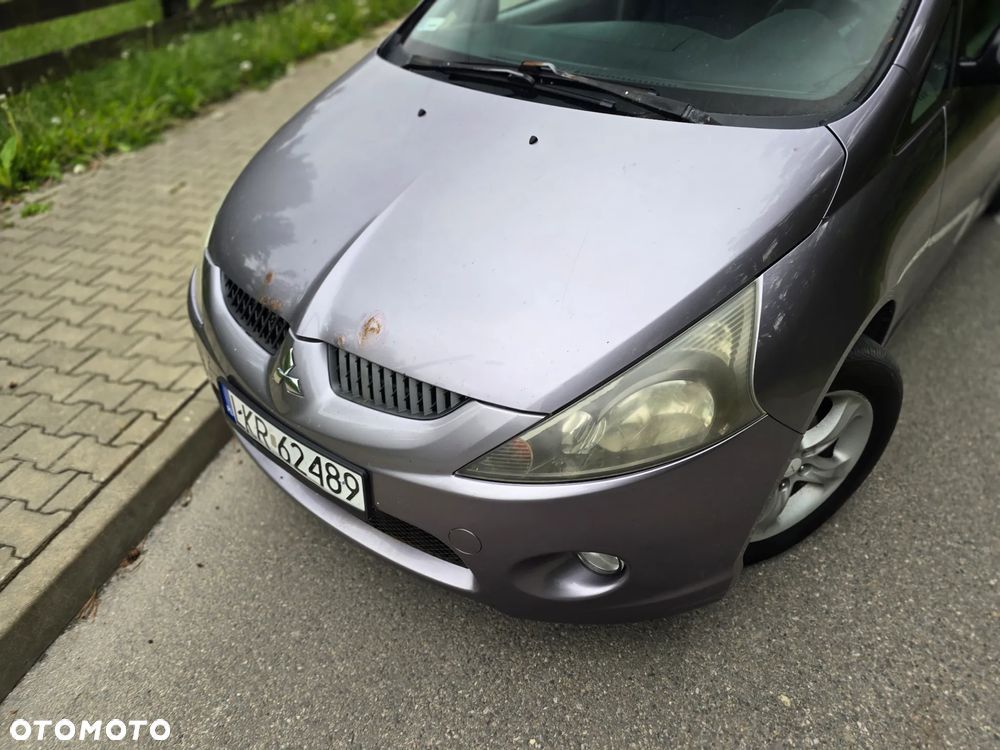 Mitsubishi Grandis 2.0 DI-D 7-Sitzer Intense - 37