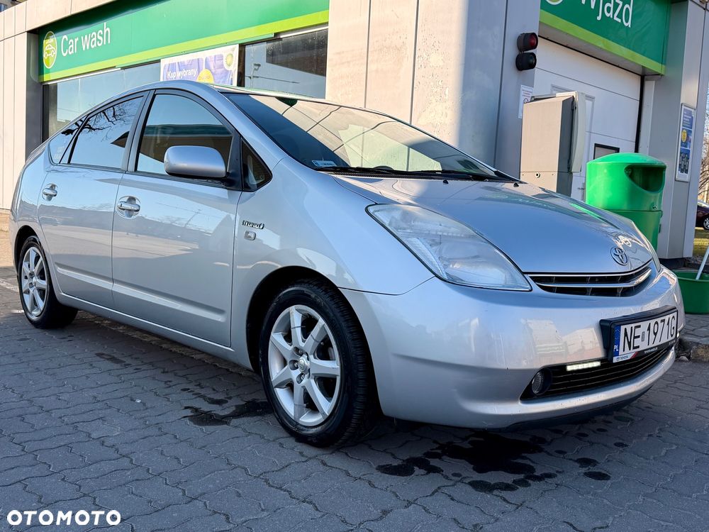 Toyota Prius 1.5 VVT-i Prestige - 2