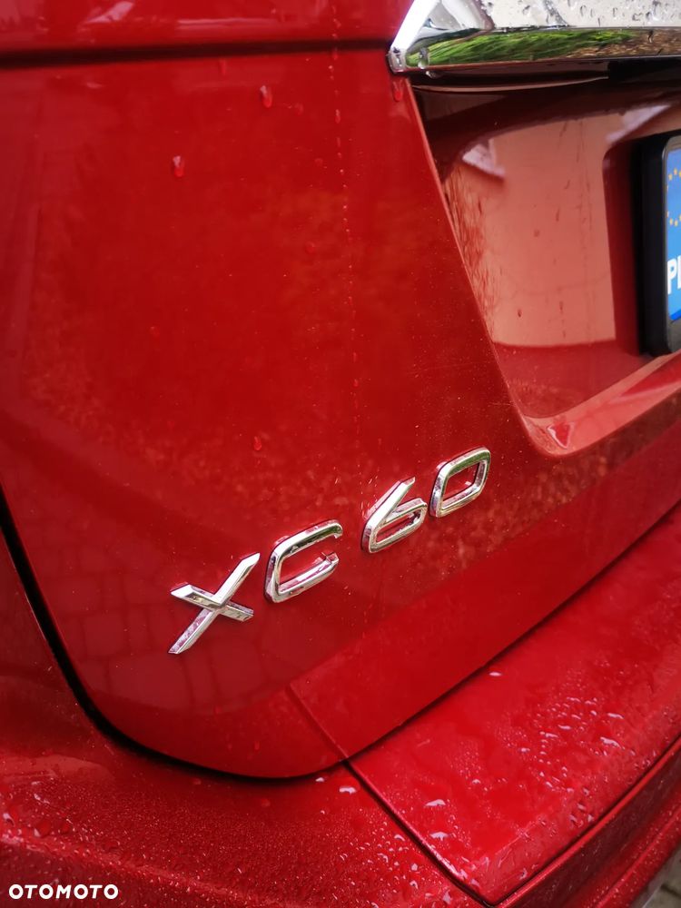 Volvo XC 60 D5 AWD Summum - 9