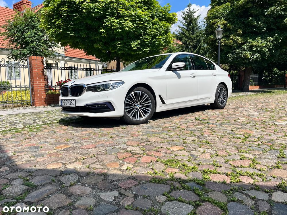 BMW Seria 5 518d Sport Line - 9