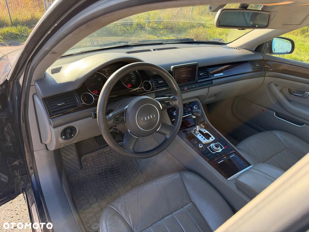 Audi A8 3.7 Quattro - 10