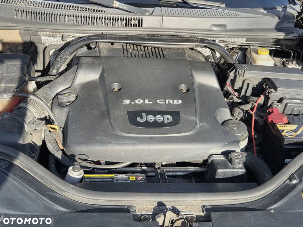 Jeep Grand Cherokee 3.0 CRD Laredo - 14