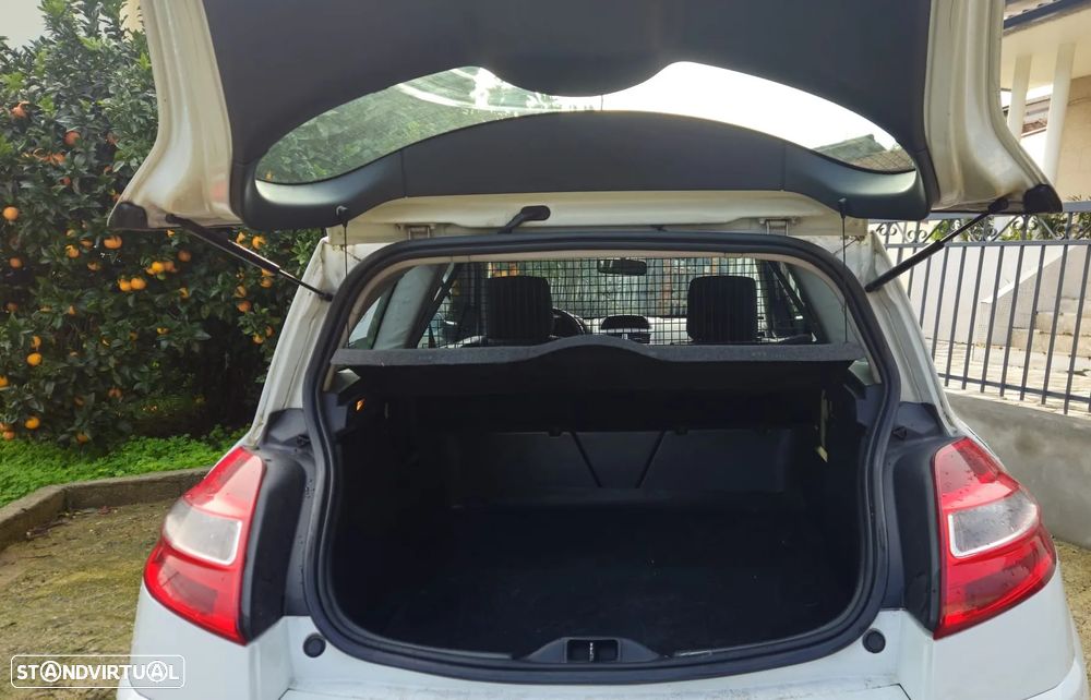 Renault Mégane 1.5 dCi Pack - 4