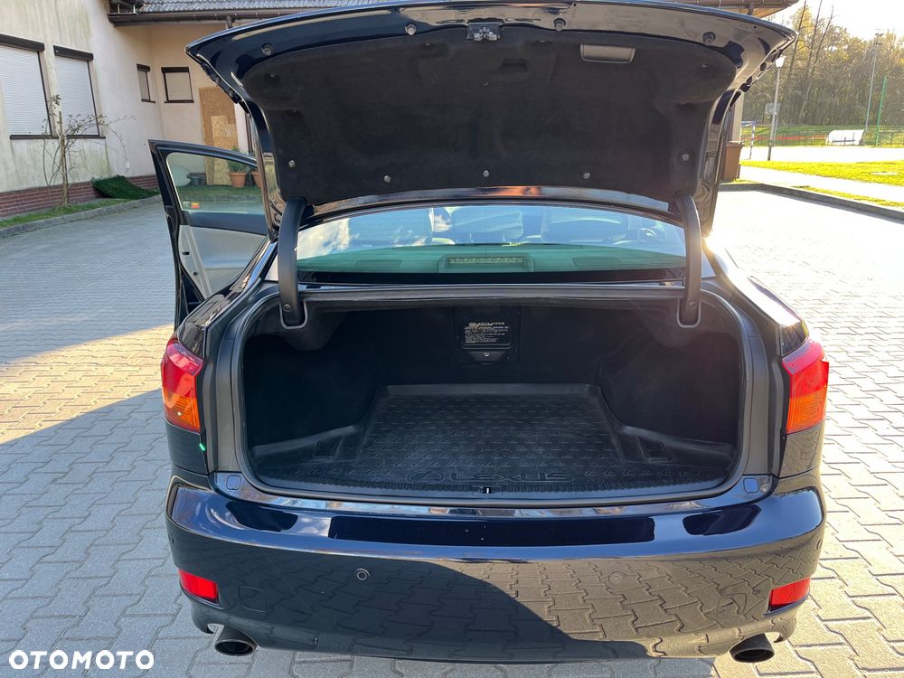 Lexus IS 250 Prestige - 20