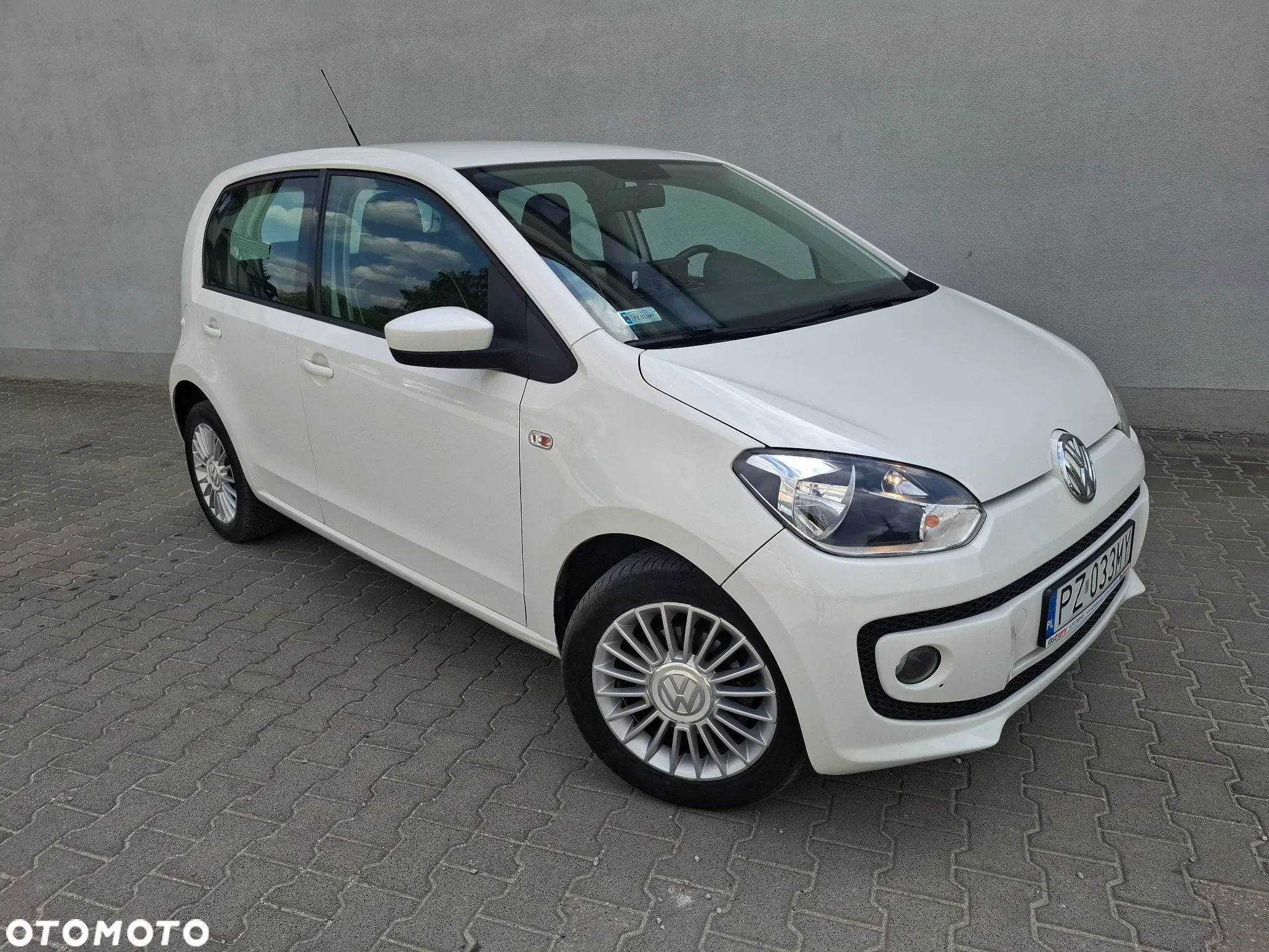 Volkswagen up! 1.0 high EU6 - 1