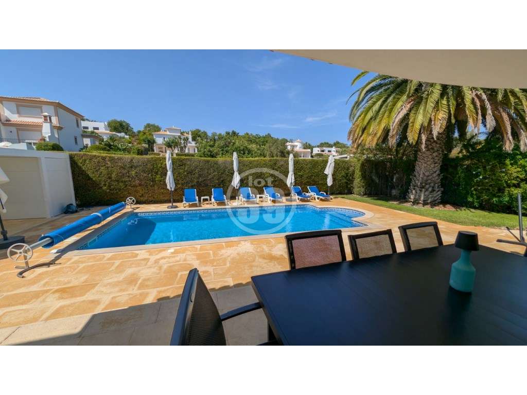 Moradia T3 Totalmente Remodelada - Resort Clube Albufeira - Grande imagem: 5/44