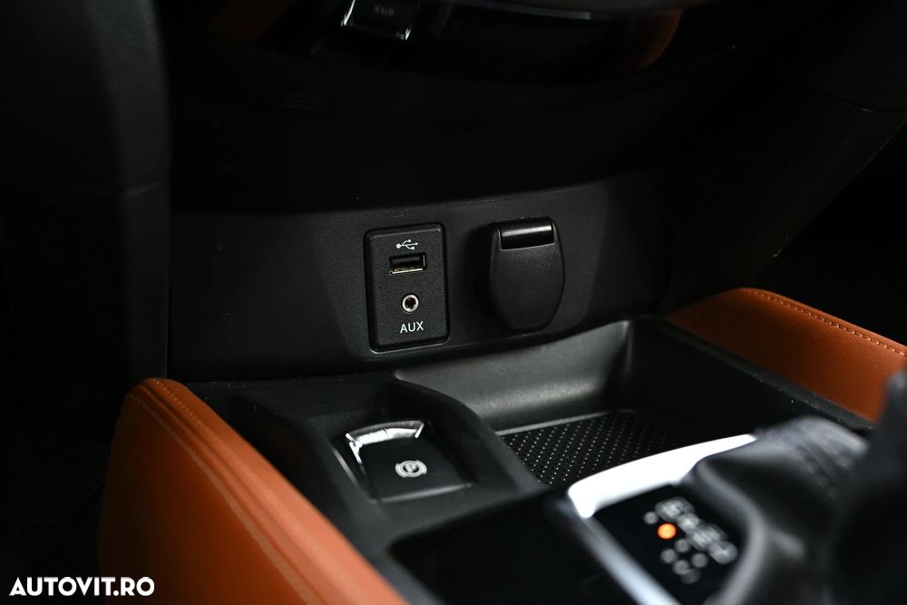 Nissan X-Trail 2.0 dCi ALL-MODE 4x4i Xtronic Tekna - 30