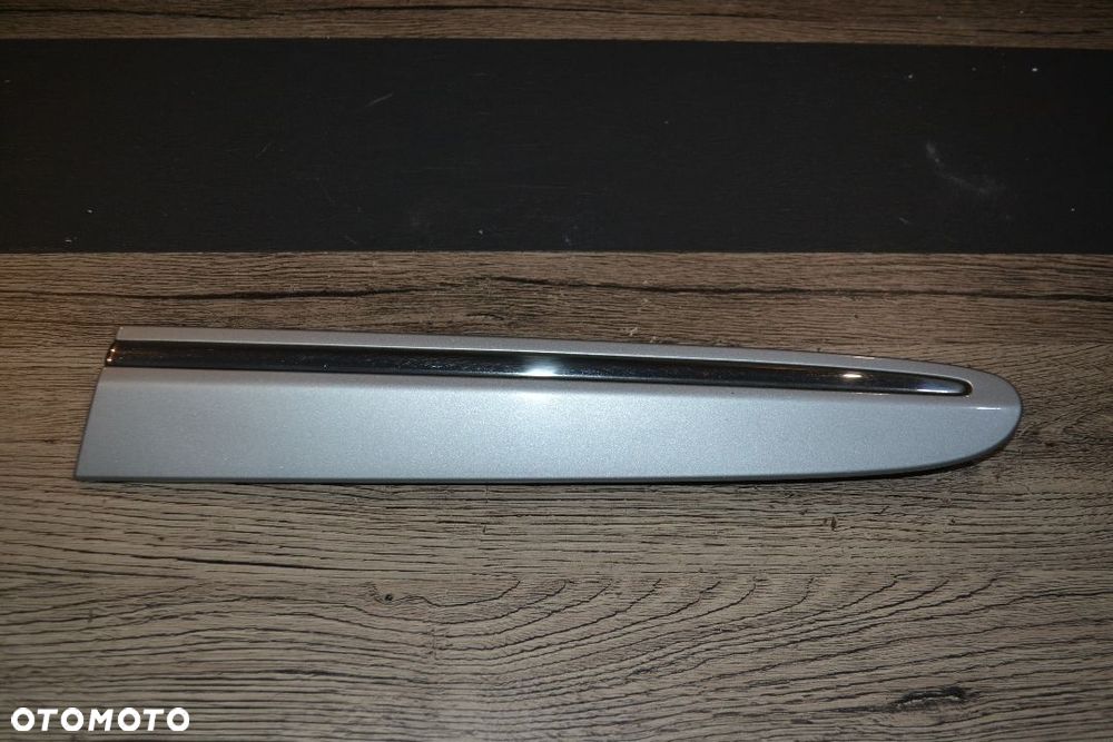 MERCEDES W209 CLK CABRIO LISTWA BŁOTNIKA LEWA TYŁ TYLNA CHROM K744 2096902562 - 1