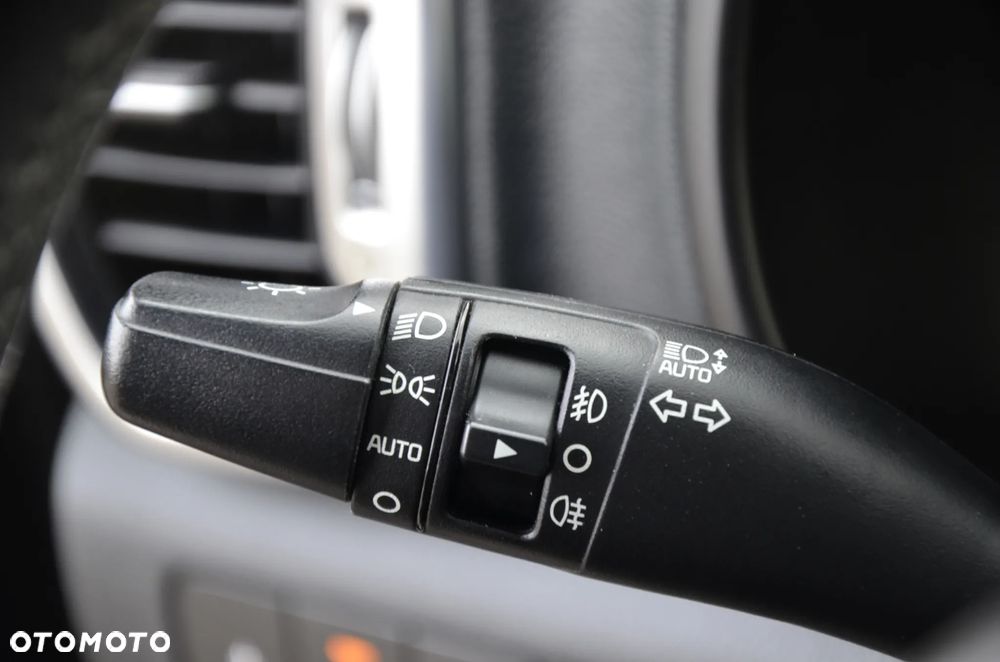 Kia Sportage 2,0 CRDI AWD GT Line - 32