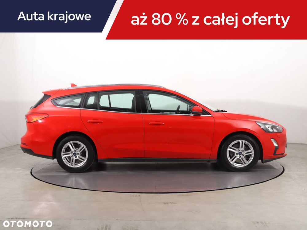 Ford Focus SW - 8