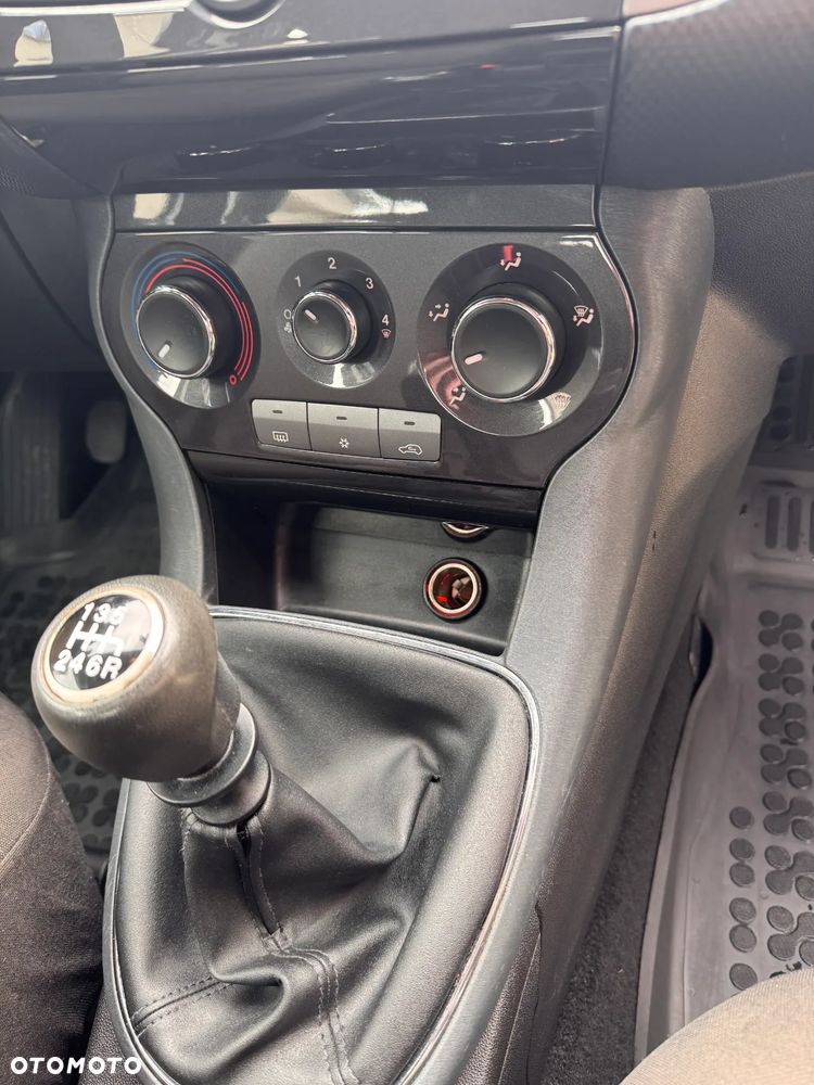 Fiat Bravo 1.4 16V Active Euro5 - 11