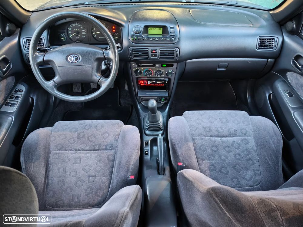 Toyota Corolla 1.4 VVT-i - 27