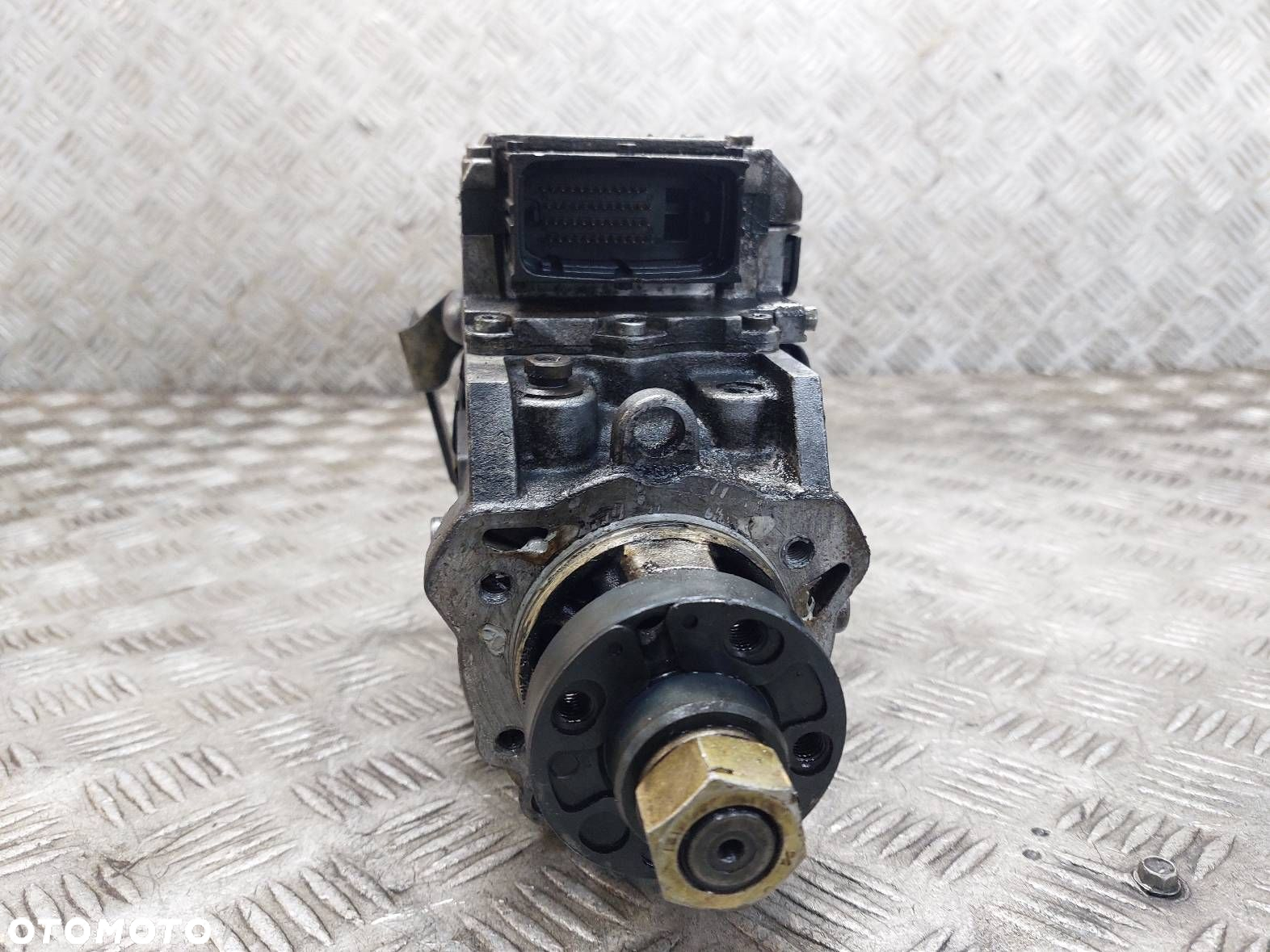 POMPA WTRYSKOWA USZKODZONA SAAB 9-3 II 2.2 TiD 09202063 0470504203 - 4