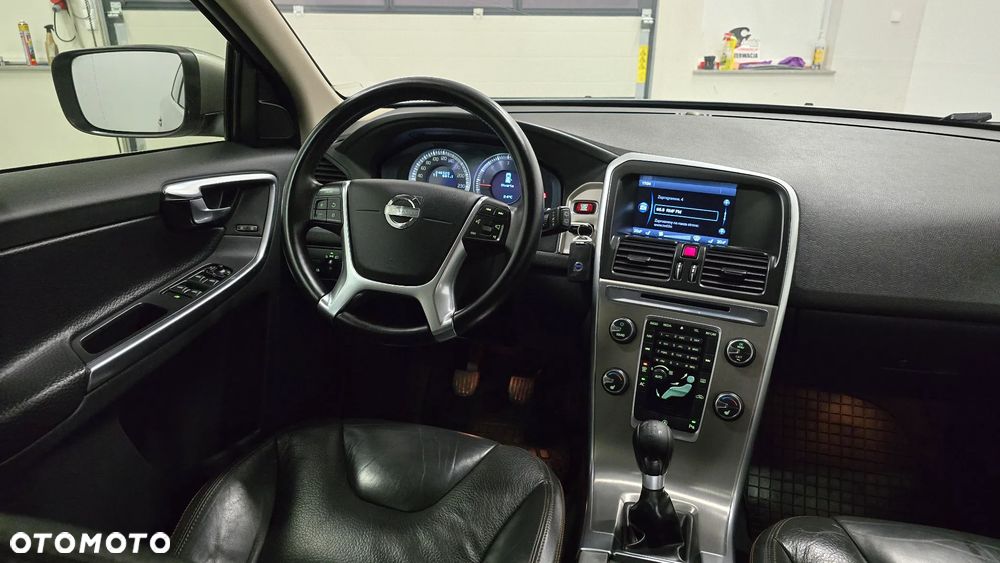 Volvo XC 60 D3 Drive-E Summum - 7