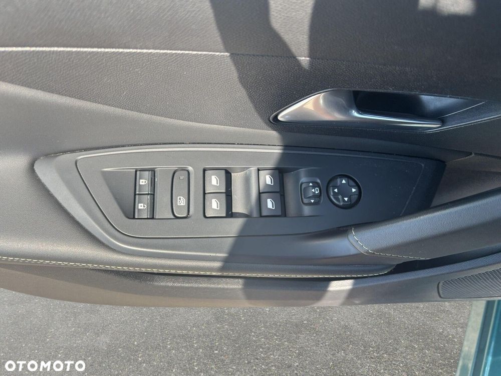 Peugeot 308 1.5 BlueHDi GT S&S EAT8 - 11