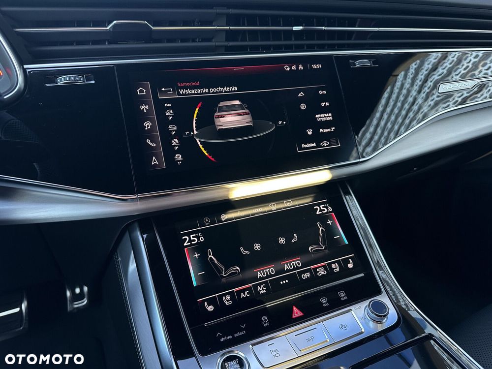 Audi Q8 - 30