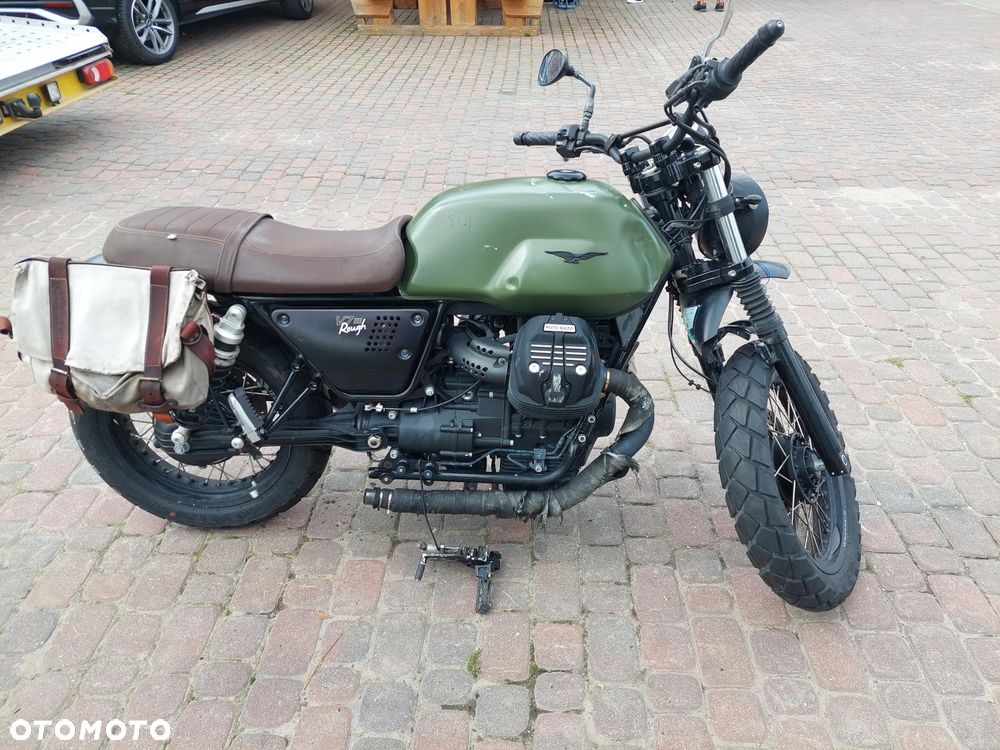 Moto Guzzi V7 - 6