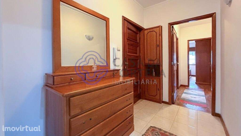 Apartamento T3 com garagem a 450m do Metro Santo Ovídio - Grande imagem: 3/24