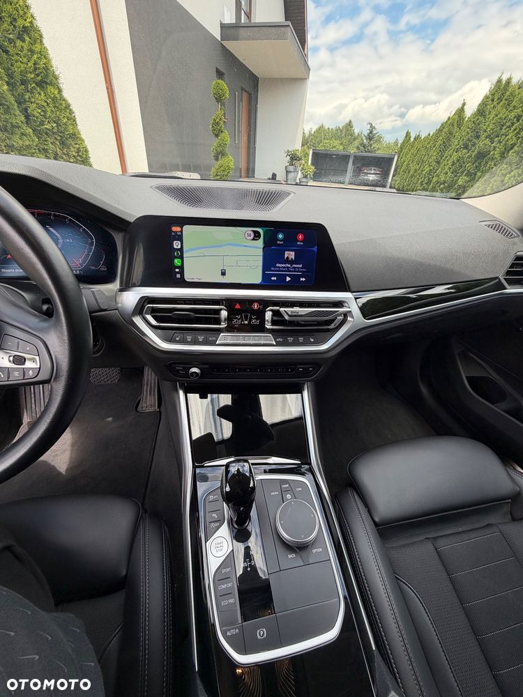 BMW Seria 3 318i Advantage sport - 11