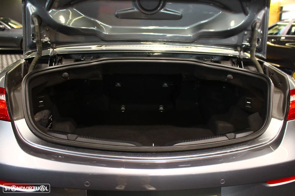 Mercedes-Benz E 200 d AMG Line - 39