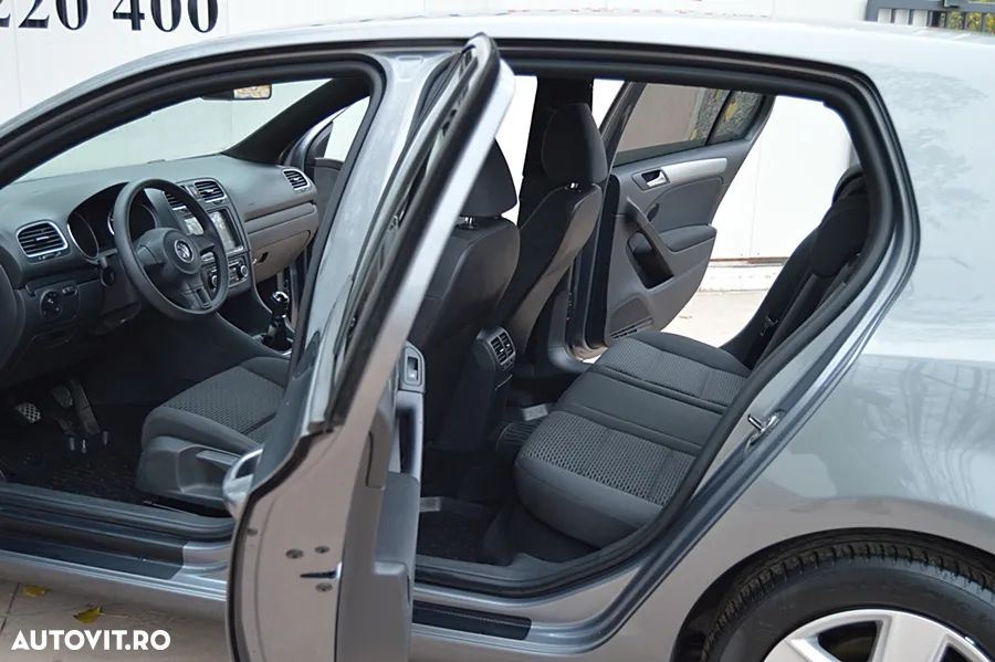 Volkswagen Golf 1.6 TDI (BlueMotion Technology) Comfortline - 12