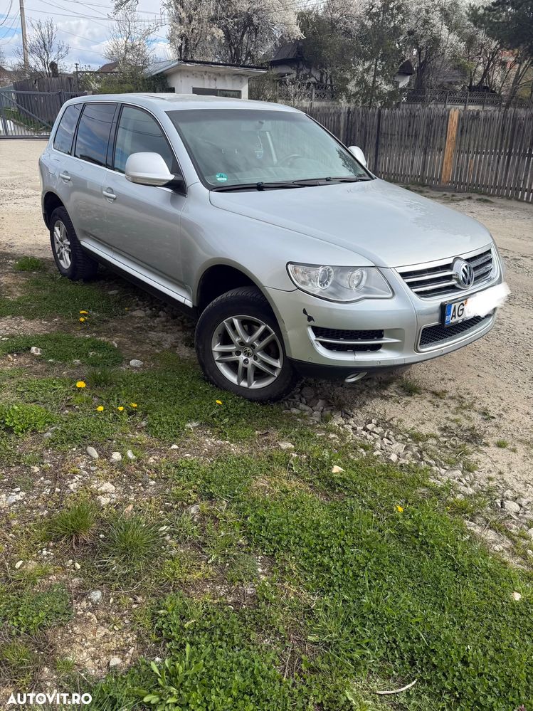 Volkswagen Touareg - 2