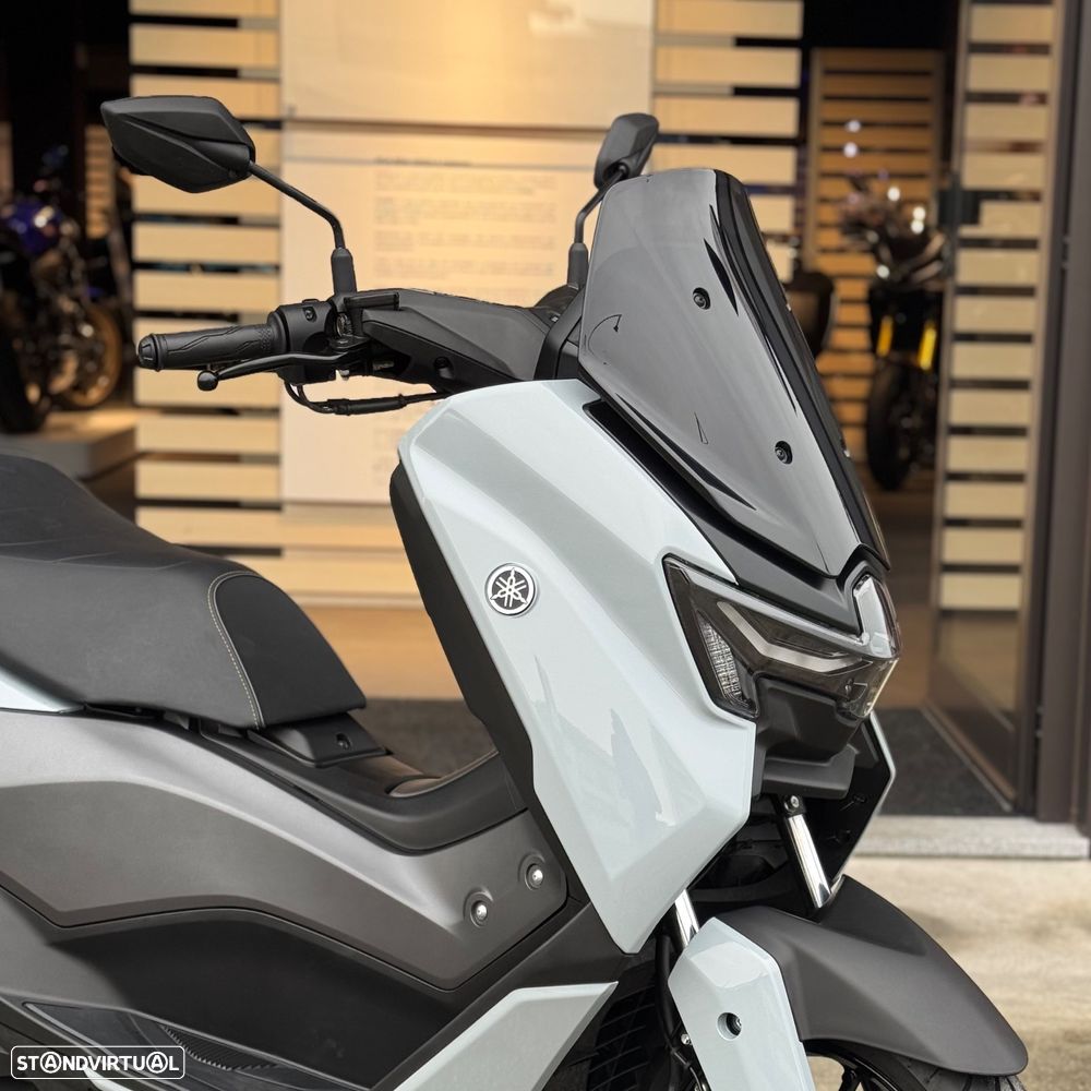 Yamaha NMAX Tech Max - 2