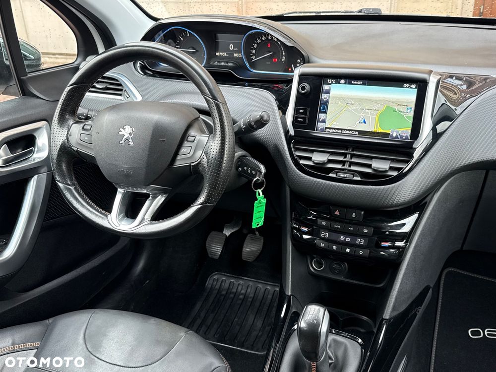 Peugeot 2008 1.2 Pure Tech GPF Crossway S&S - 36