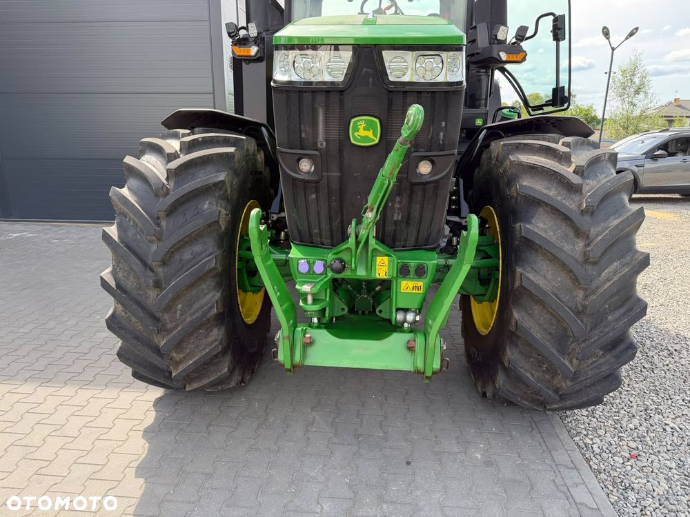 John Deere 7r330 - 10