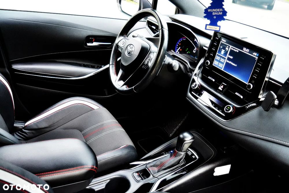 Toyota Corolla 2.0 Hybrid GR Sport - 6