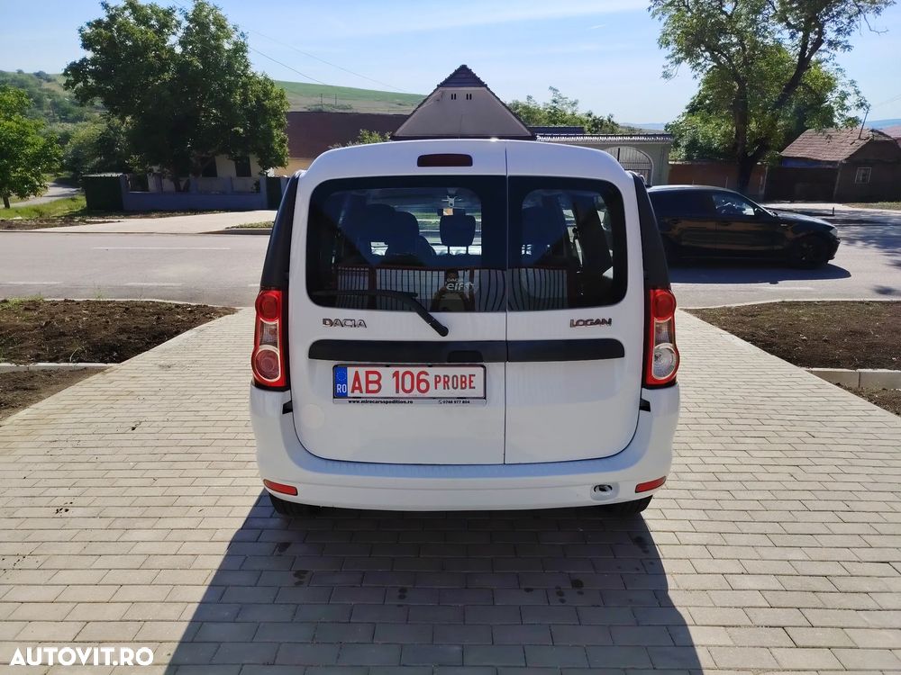 Dacia Logan MCV 1.6 MPI Preferance - 12
