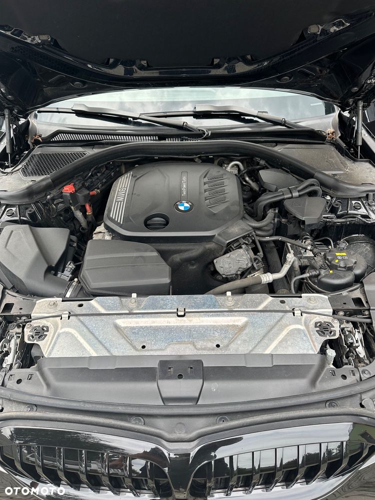 BMW Seria 3 320d xDrive Sport Line Shadow - 14
