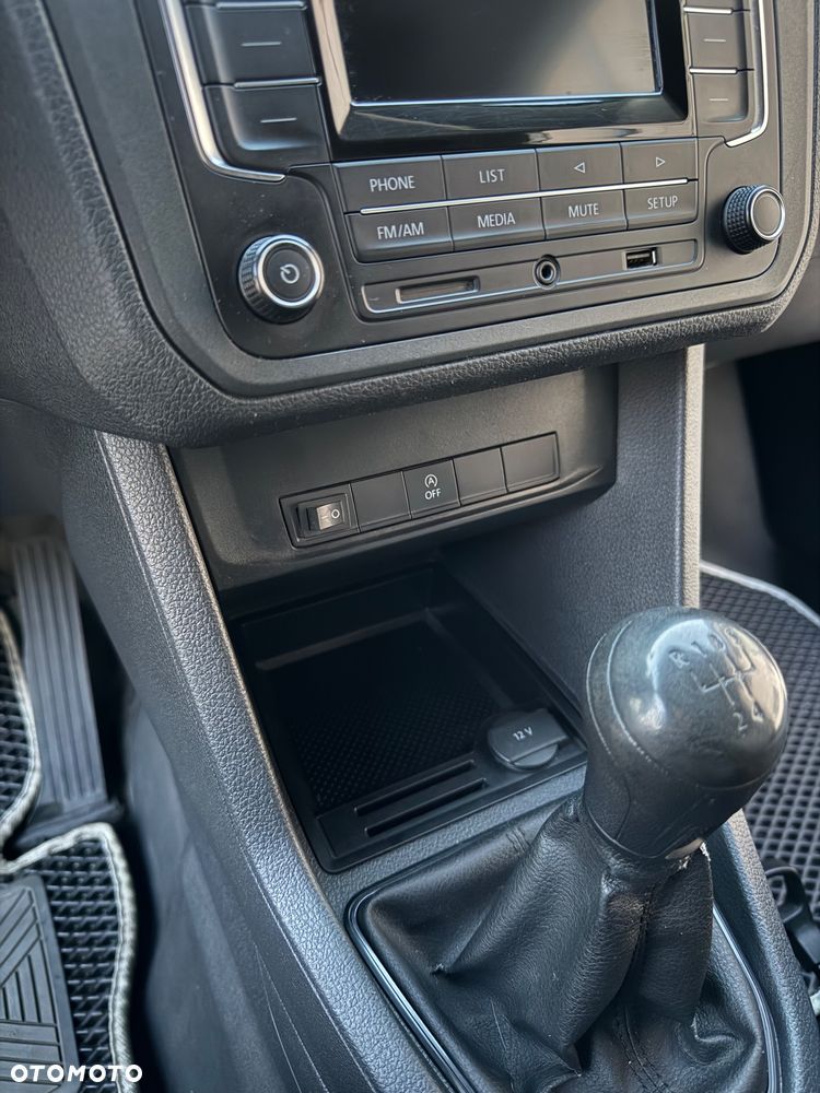 Volkswagen Caddy - 23