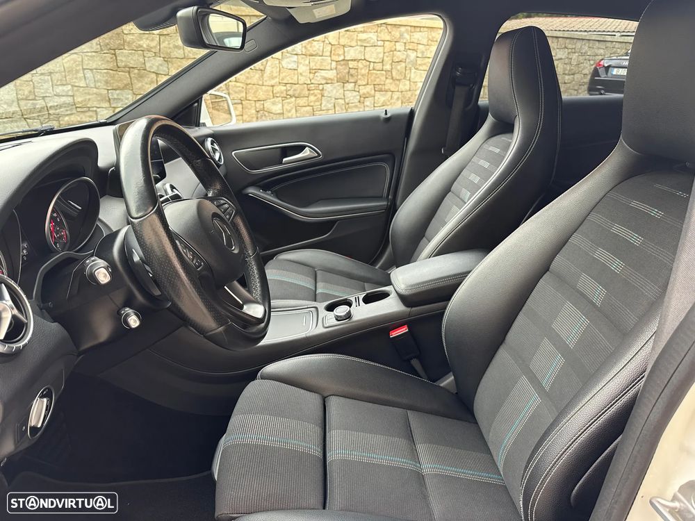 Mercedes-Benz CLA 220 d Shooting Brake AMG Line Aut. - 14