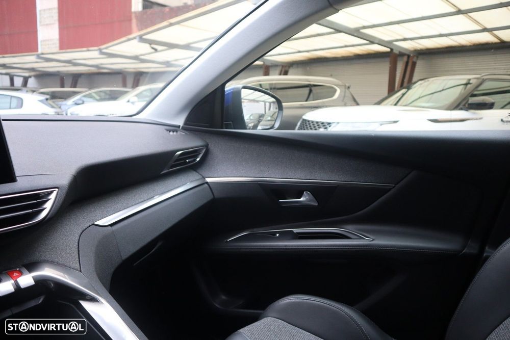 Peugeot 3008 1.5 BlueHDi Allure EAT8 - 27