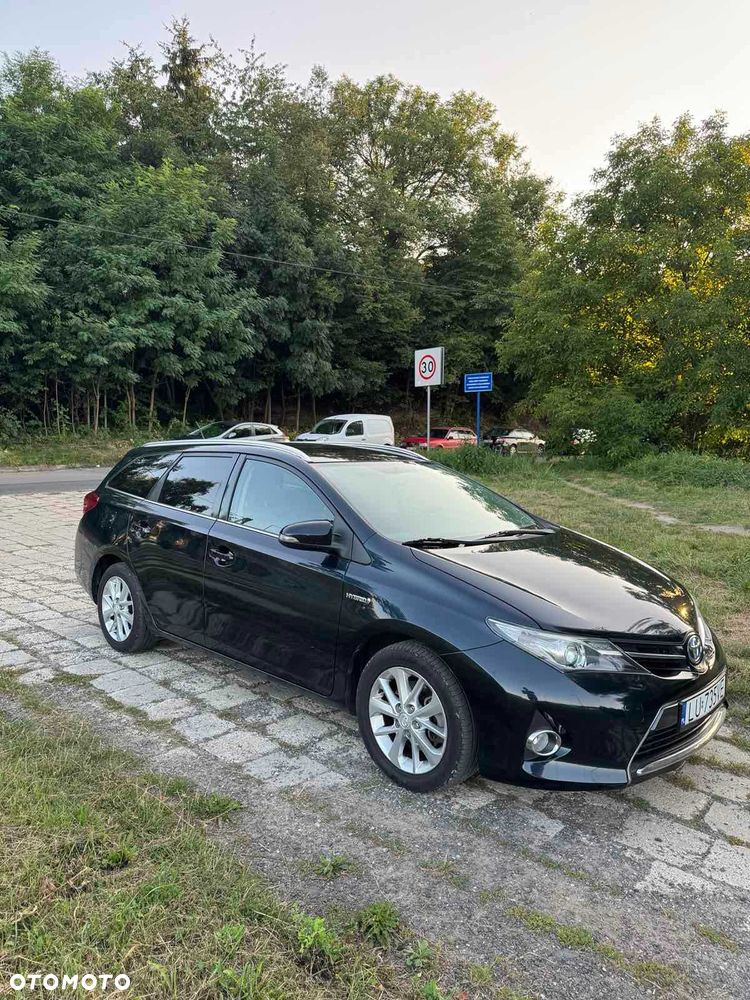 Toyota Auris - 2