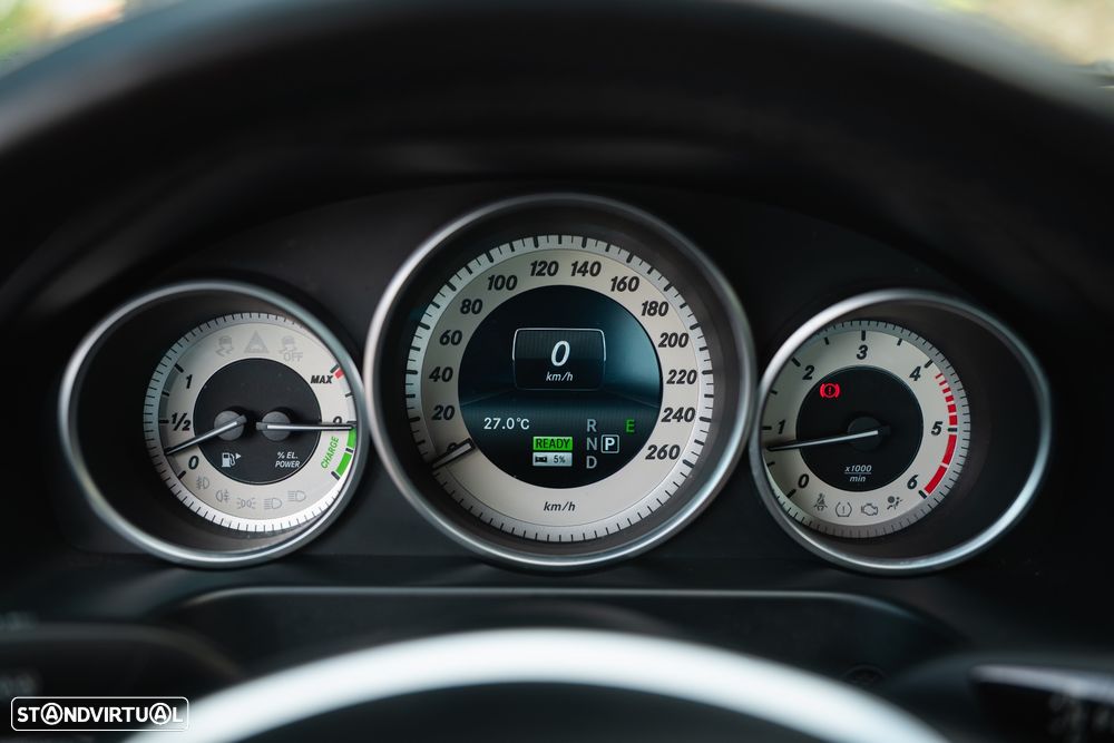 Mercedes-Benz E 300 BLUETEC Hybrid Avantgarde 107g - 29